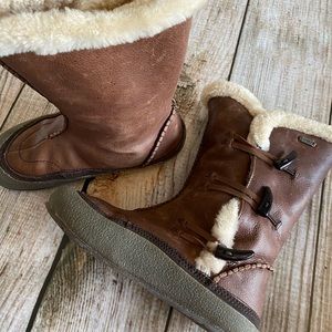 EMU leather fur lined boots